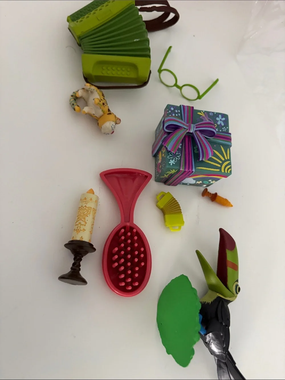 Accessories for the Encanto Dolls Accordeon Candle Toucan